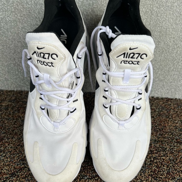 NIKE AIR MAX 270 REACT MEN SHOES SIZE 12 Look good as new - Picture 3 of 4
